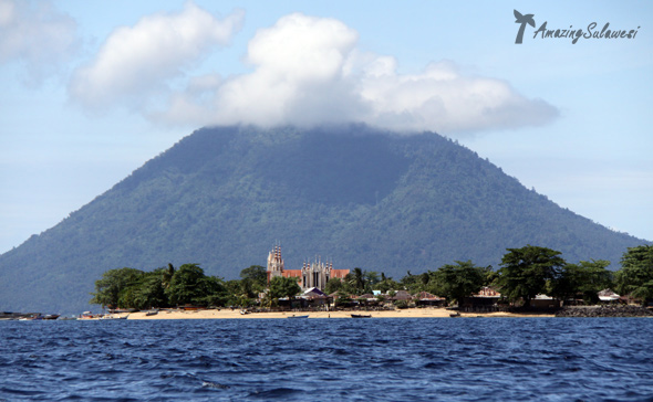 bunaken-marine-park-sulawesi-indonesia-13